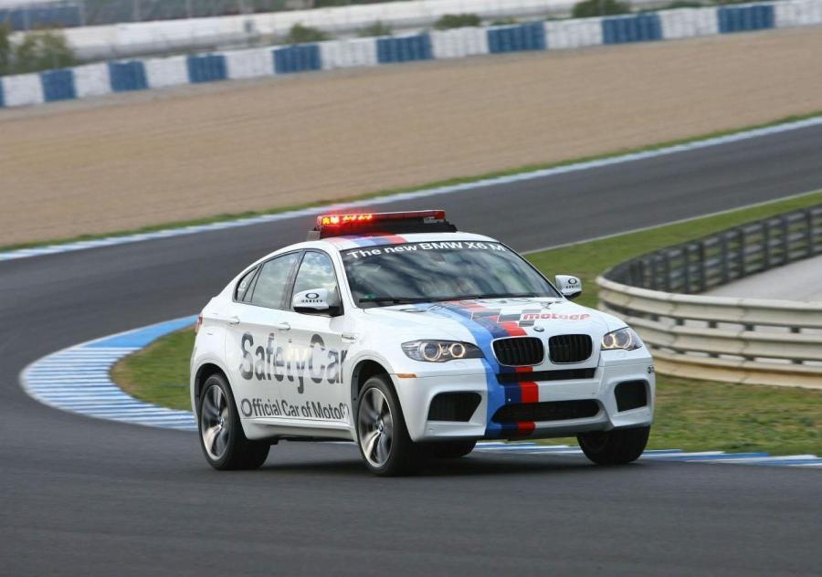  BMW X6 M MotoGP Safety Car 2009 года  (фото 5 из 5)